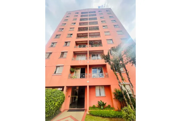Apartamento na Vila Firmiano Pinto